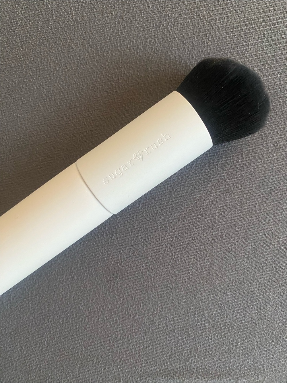 tarte Makeup Brush - White Handle with Black Bristles